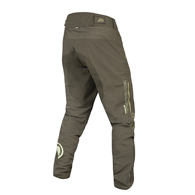 Pantaloni Endura MT500 resistenti all'acqua, colore verde bottiglia, vista retro